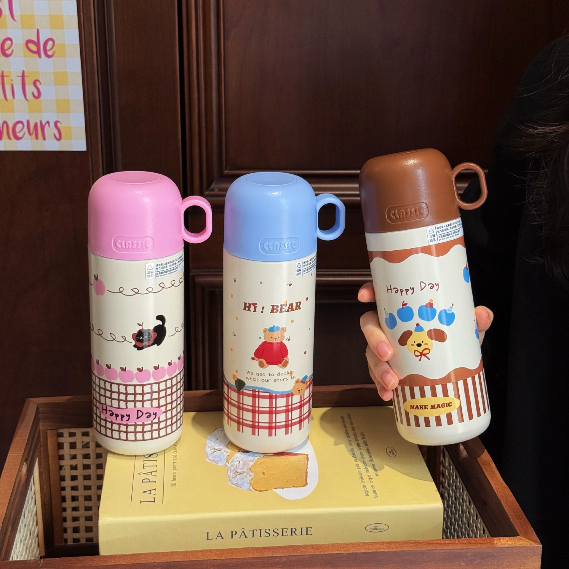 Cartoon cute insulated cup, student high appearance level insulated cold water cup, portable cup for girls, three-drink stainless steel cup Specification drawing