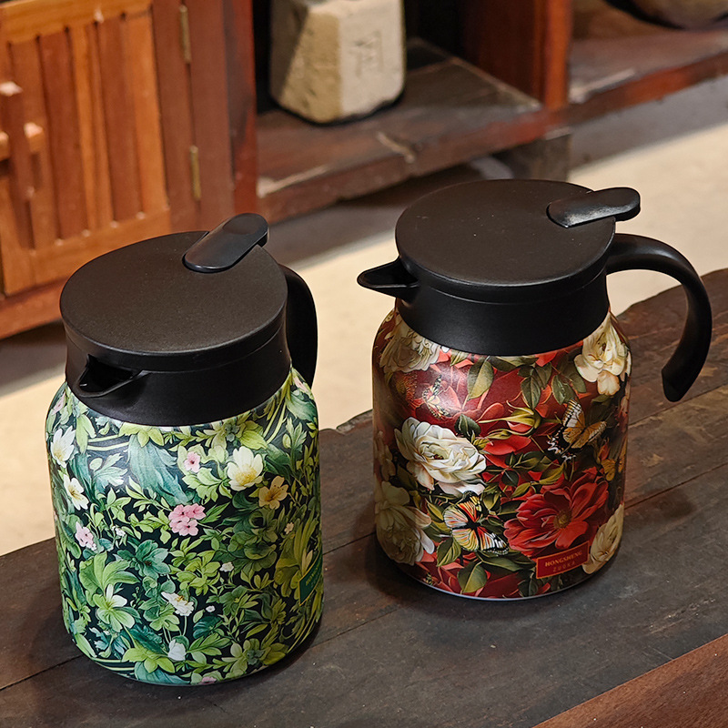 Chinese-style stewed teapot, household tea brewing professional insulated teapot, high appearance level, large capacity tea and water separation, old white tea steeping teapot full figure