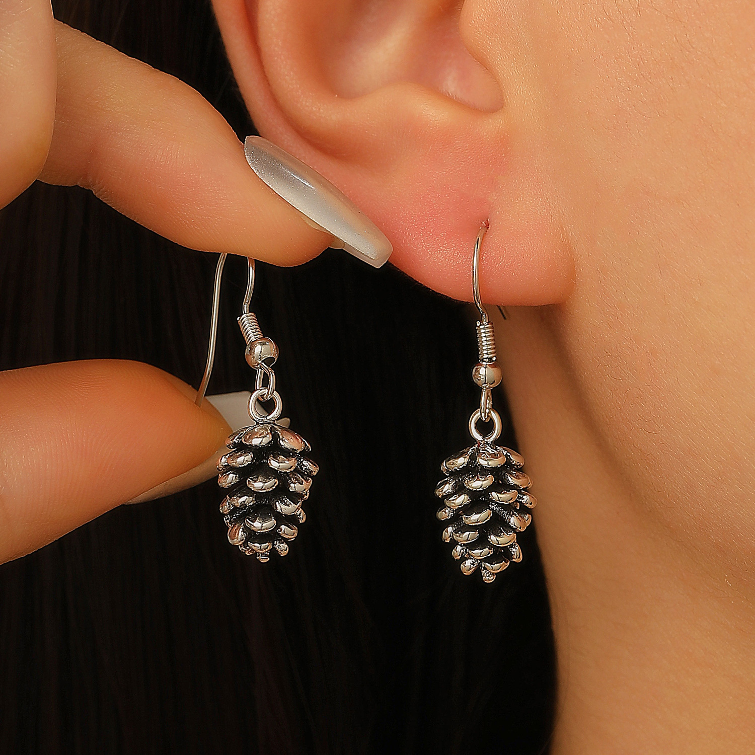 European and American retro fashion Bohemian imitation pinecone earrings, versatile alloy high-end niche earrings for women details Picture
