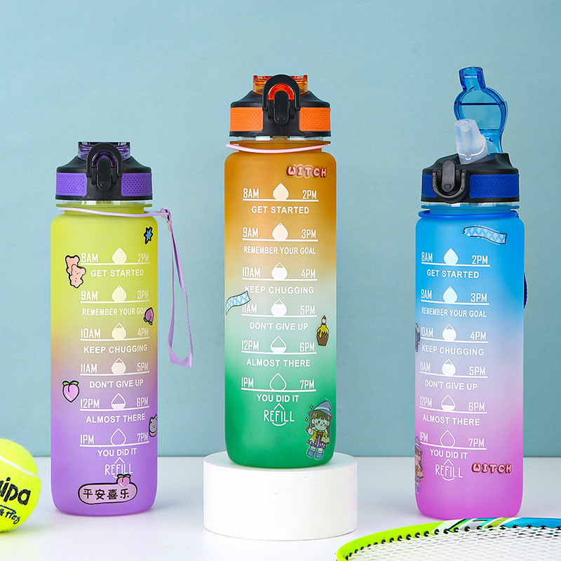 Wholesale of cross-border sports water bottles, plastic cups with scales, large-capacity bouncing LIDS, straw cups, PC gradient color space cups details Picture