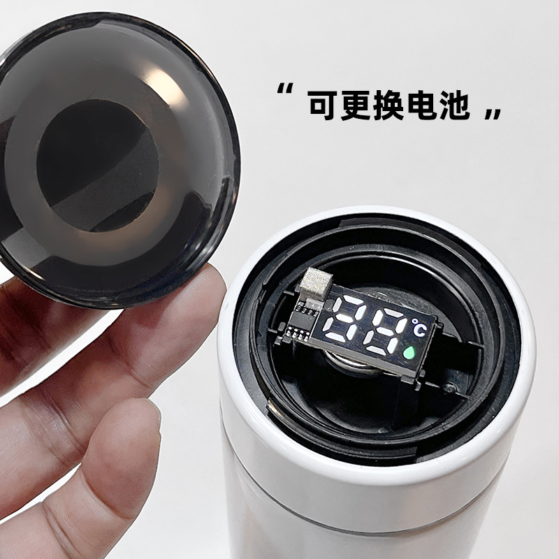 Detachable smart cup, business 304 stainless steel household water cup, temperature-measuring insulated cup, simple and portable tea brewing cup Application Scenario