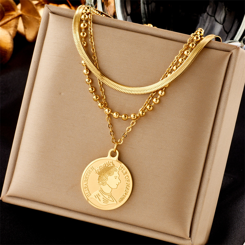 Niche design, fashionable, creative, individual, versatile multi-layer chain, bead chain, round plate, queen's head pendant, jewelry necklace full figure