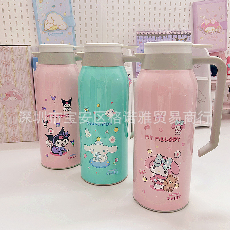 The new cartoon large-capacity 304 stainless steel hot water kettle with a handle is a portable outdoor household cold water kettle details Picture