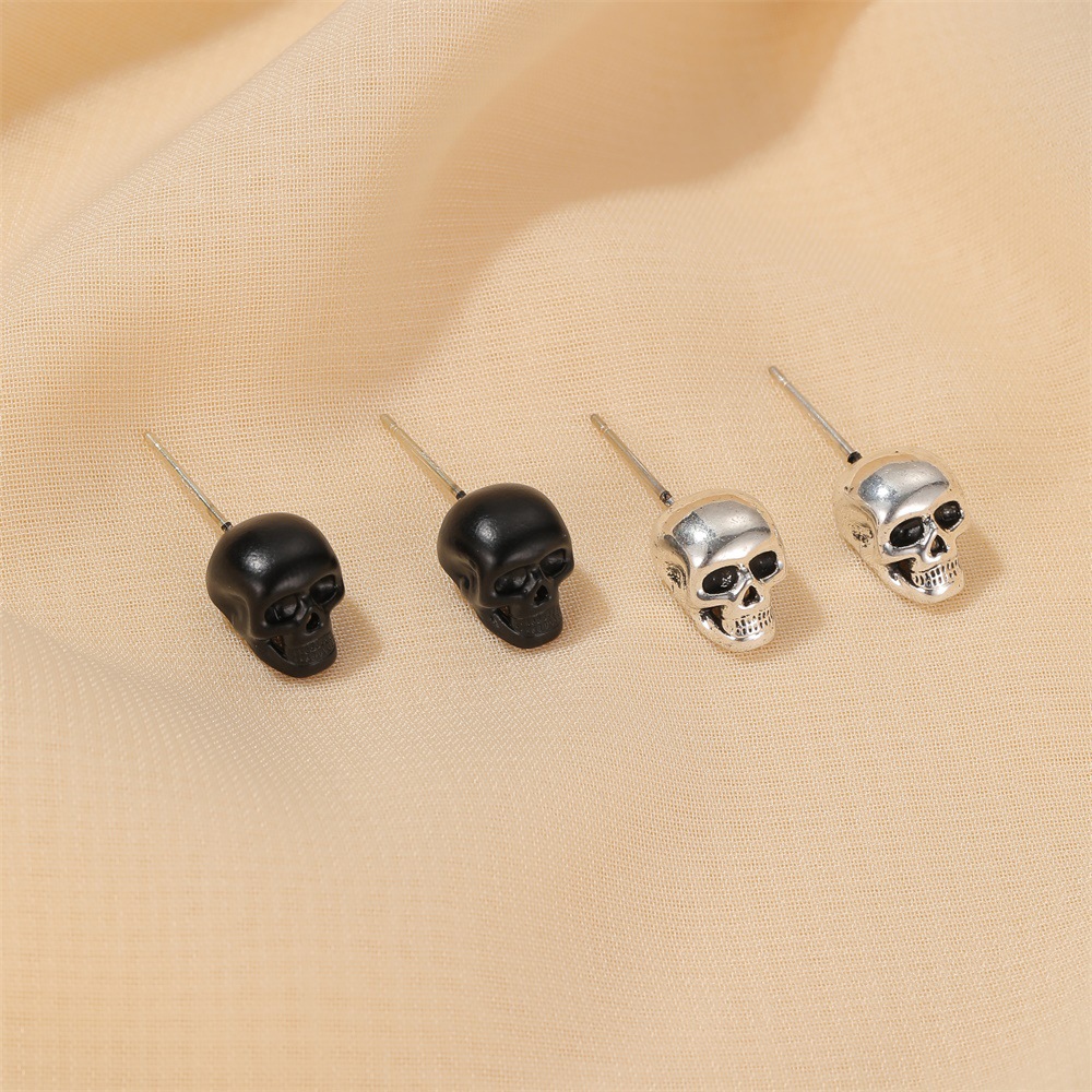 European and American style ghost-head stud earrings, Gothic retro skull stud earrings, retro men's and women's earrings, Halloween accessories Specification drawing