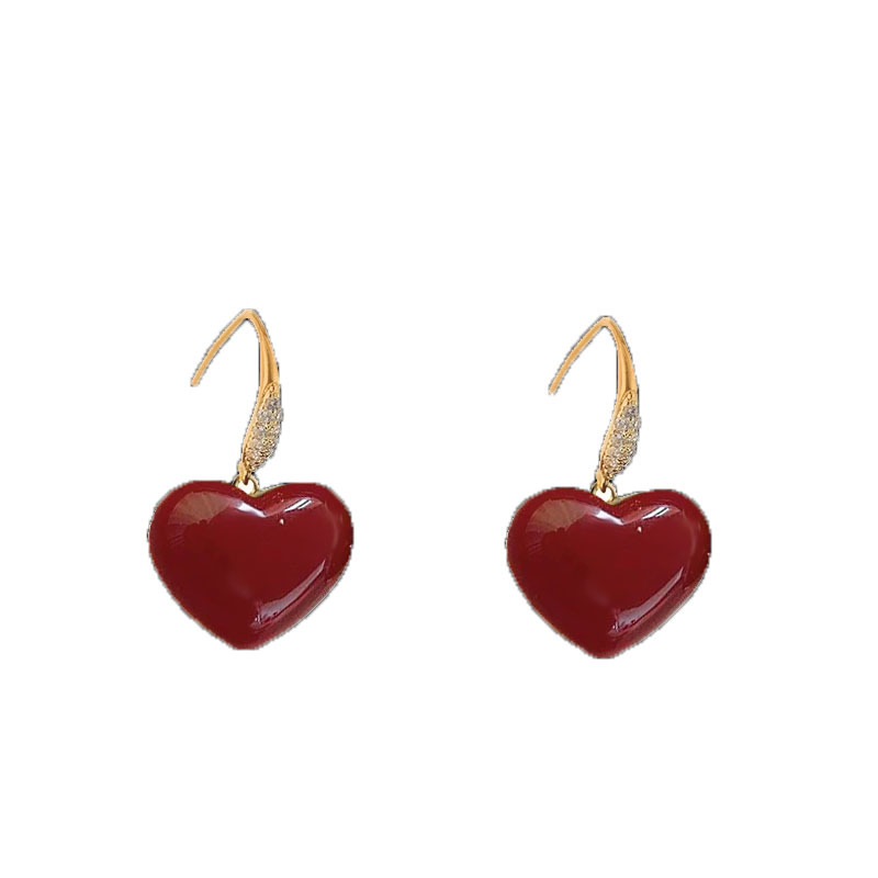 French retro heart-shaped red earrings exude a sense of feminine sophistication and elegance. Bow stud earrings are a niche design with a simple style Item Picture