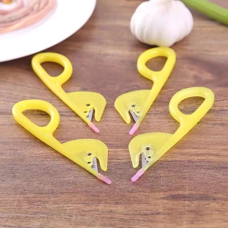 Intestinal knife, duck intestine knife, chicken intestine knife, intestine opener, household chicken and duck knife, killing eel, breaking intestine, pure handcrafted sharp goose intestine Specification drawing