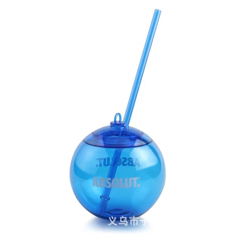 Factory direct sales of luminous plastic water cups with straws, disposable straw cups with buckles and hanging ropes, luminous juice cups Application Scenario