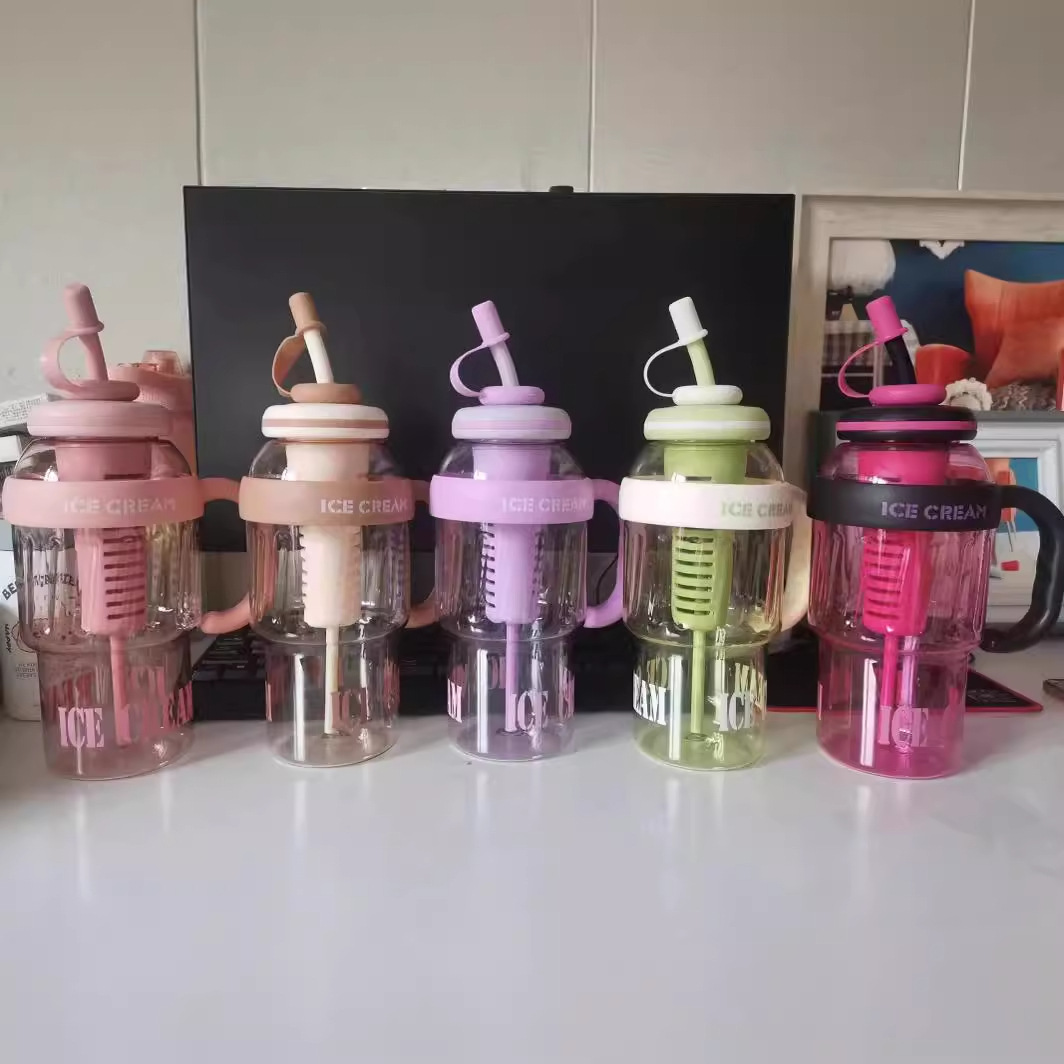 Summer cup, children's simple giant straw cup, high appearance level, plastic big-belted cup, large-capacity flower tea cup, large water bottle full figure