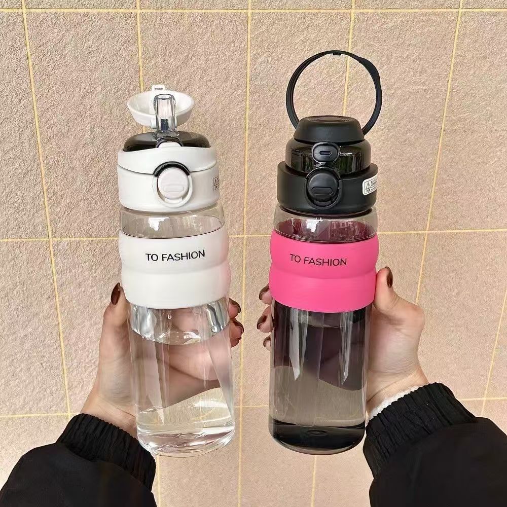 Cartoon Internet celebrity plastic cup, ins high appearance level, household children's high-temperature resistant explosion-proof straw cup, new water cup details Picture