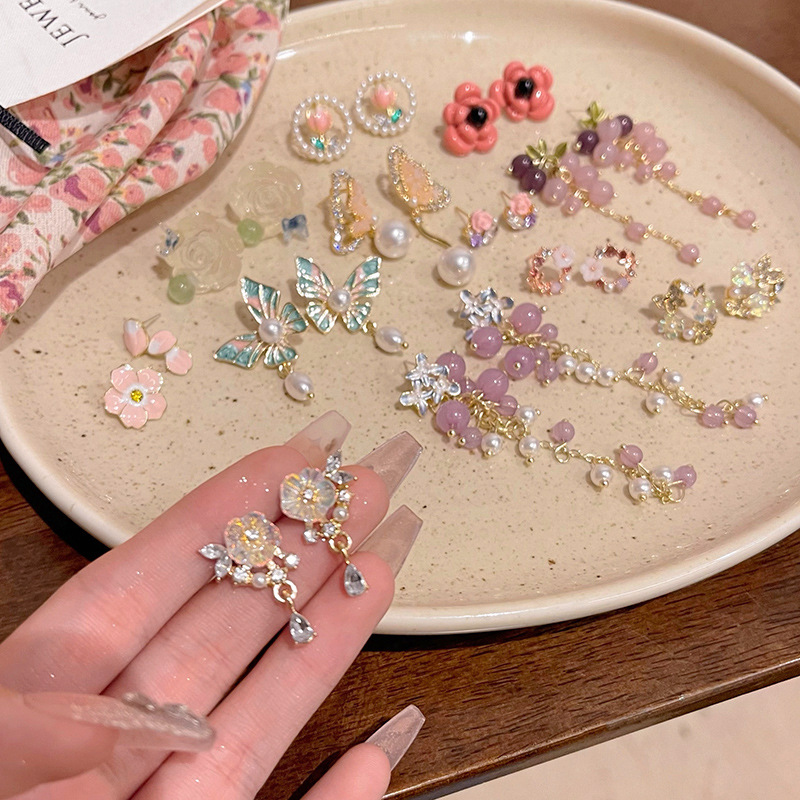 S925 Silver Needle Fresh and Delicate Flower Earrings, versatile and high-end tassel stud earrings, best-selling tulip earrings wholesale Specification drawing
