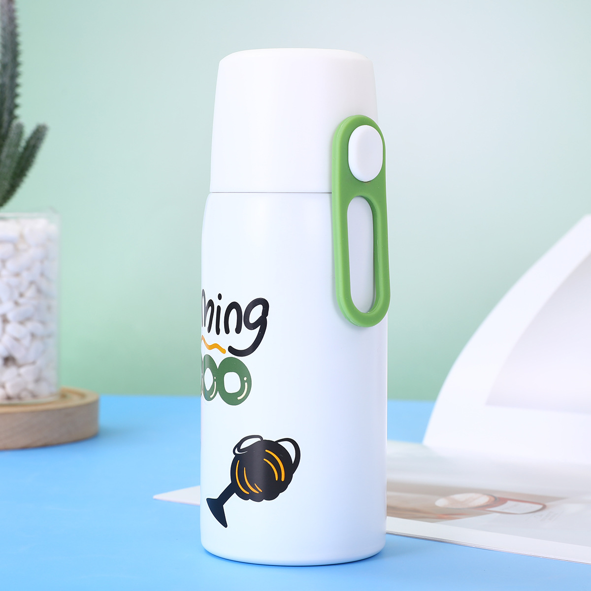 New 316 stainless steel double-layer insulated cup, high appearance level, large-capacity children's water cup, convenient handle, portable cup Application Scenario