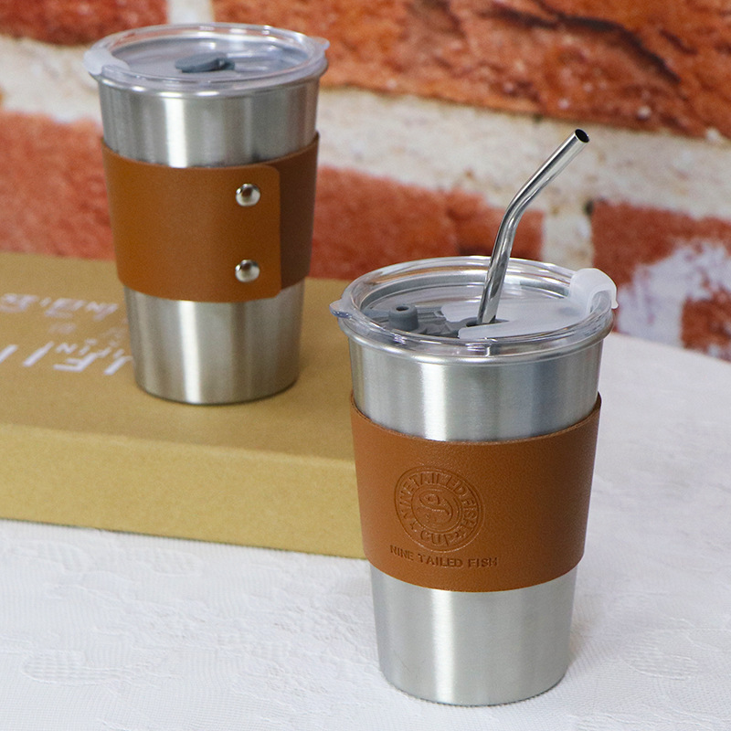 Cross-border outdoor hand-brewed coffee pot, stainless steel with leather insulated water cup, simple and high appearance level, narrow-mouthed pot, travel cup Application Scenario