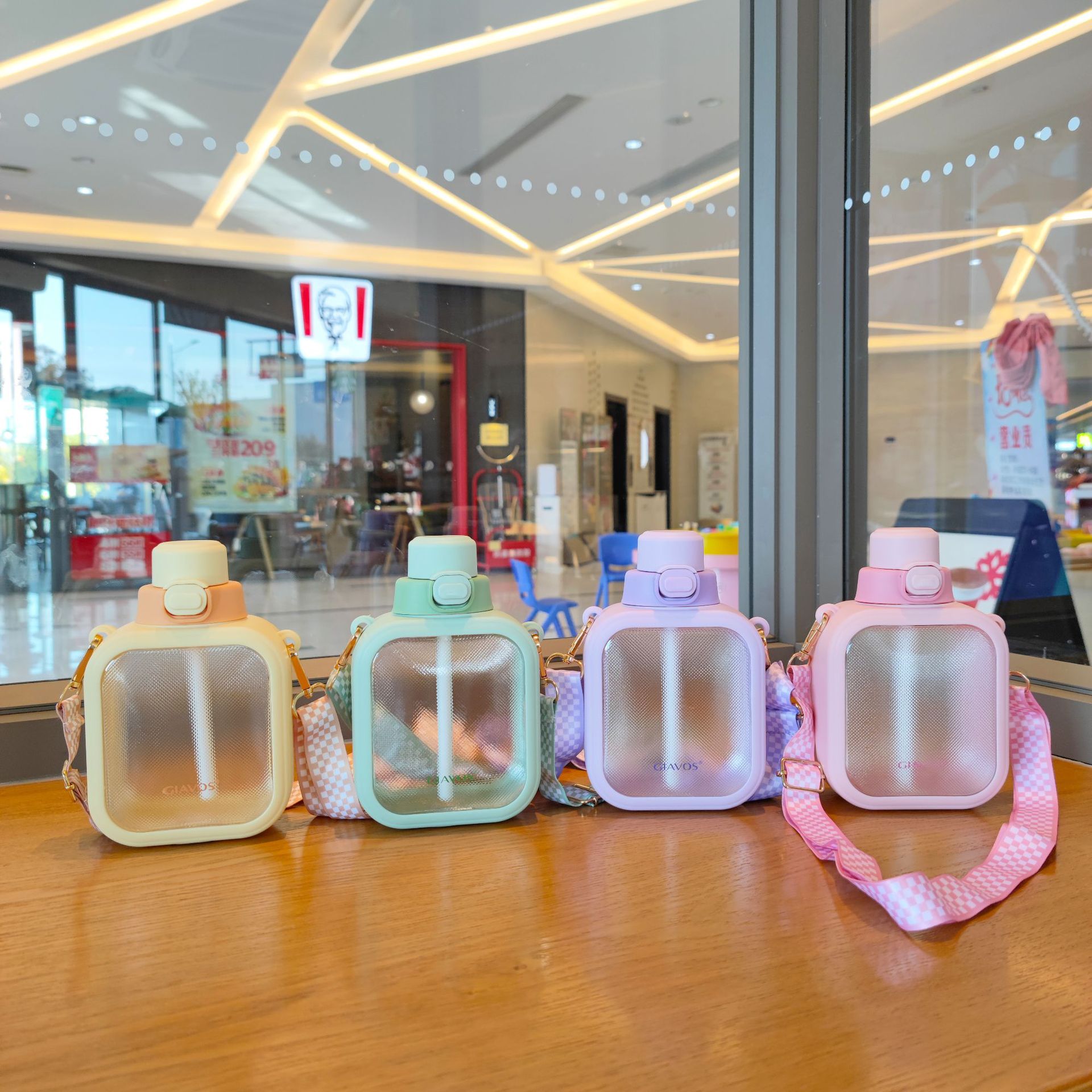 Cross-border e-commerce, high appearance level, creative Internet celebrity, portable crossbody, backpack, straw, water cup, plastic flat pot, sports water bottle full figure