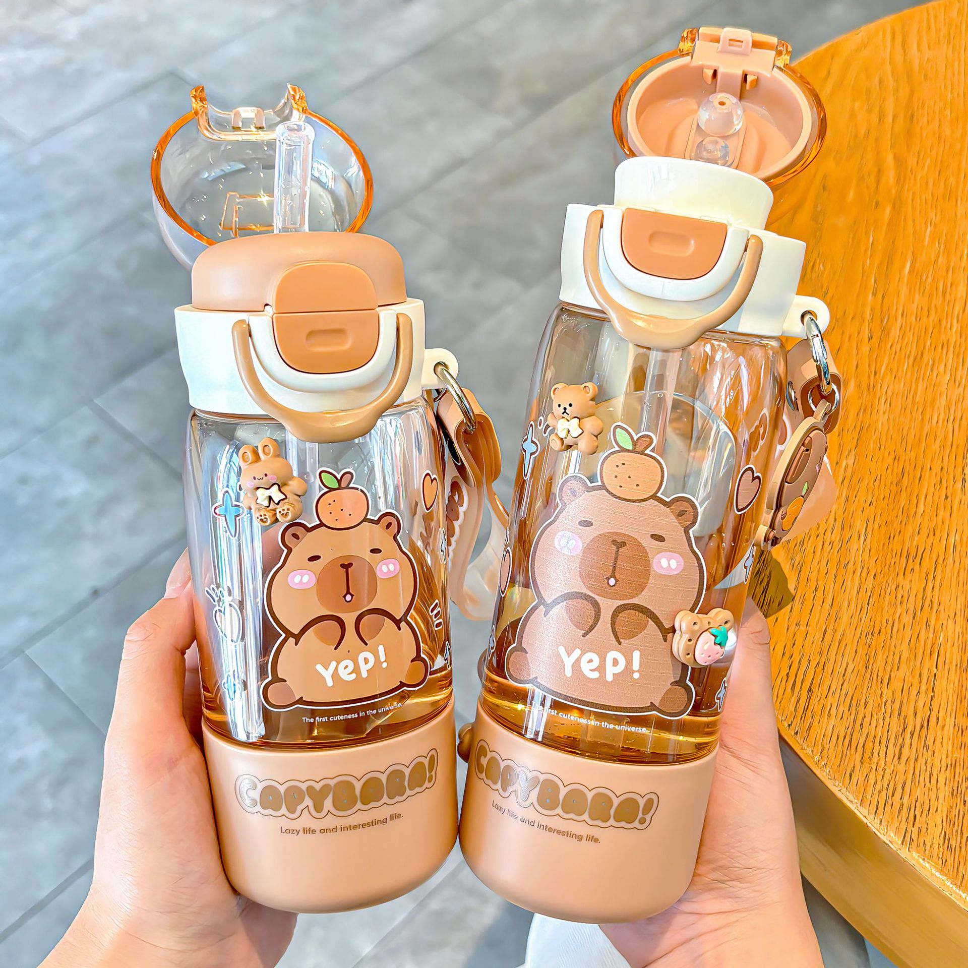 Children's water cup, large-capacity Tritan straw cup, cute double-drinking cup for girls, with back strap and elastic lid, direct drinking cup Application Scenario