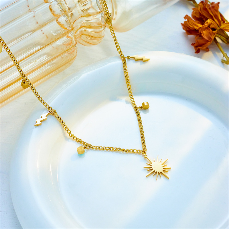 A new European and American fashion cross-border smooth lightning octagonal star turquoise pendant chain titanium steel style versatile necklace details Picture
