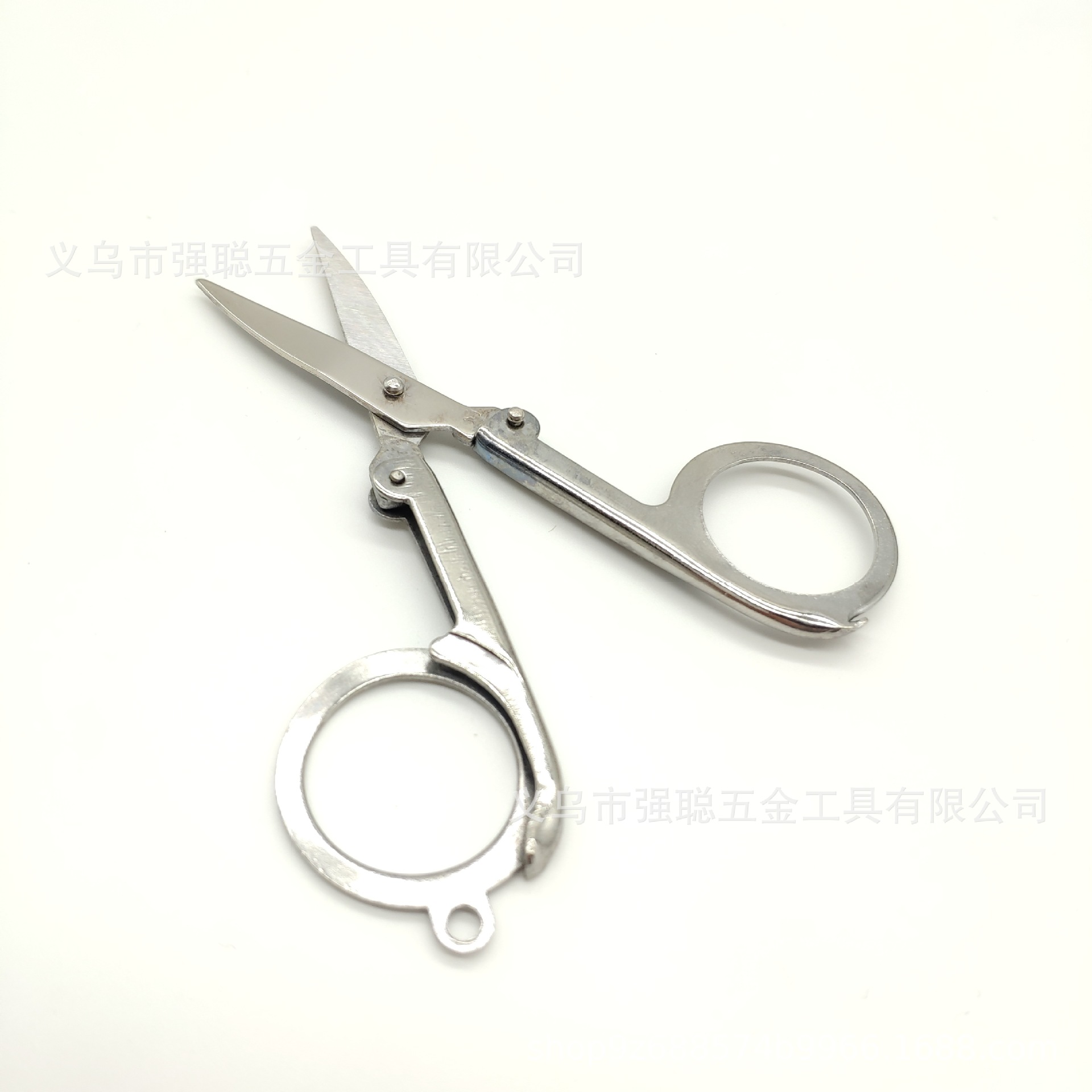 Factory direct sales of Weimao portable travel multi-functional folding scissors, mini scissors for home and outdoor use, and hand-cut scissors Item Picture