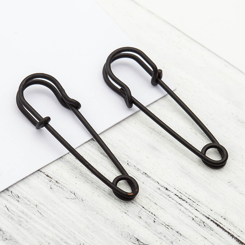 Korean style unique design, new personalized and simple small pin earrings, creative and fresh earrings, women's earrings wholesale Specification drawing