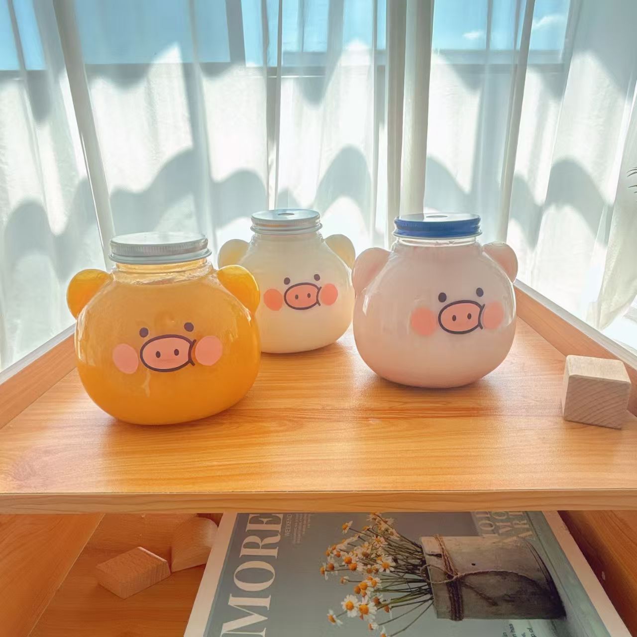 Factory wholesale piggy cups, popular and cute milk tea bottles, plastic cups that can be printed with logos, disposable packaging milk tea cups details Picture