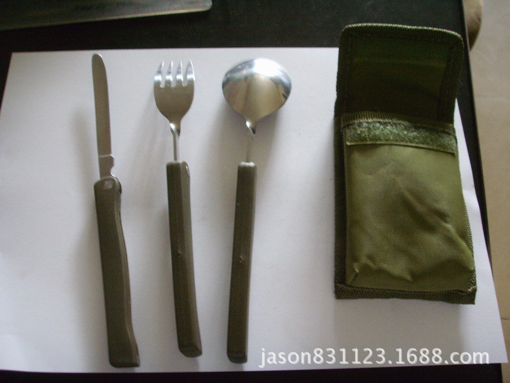 Manufacturer's discount on old model outdoor table knives, multi-functional tableware sets, camping table knives, gift tool sets details Picture