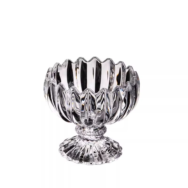 European-style creative glass dessert, high-legged bowl, fruit yogurt, ice cream, milkshake cup, ice cream bowl Item Picture