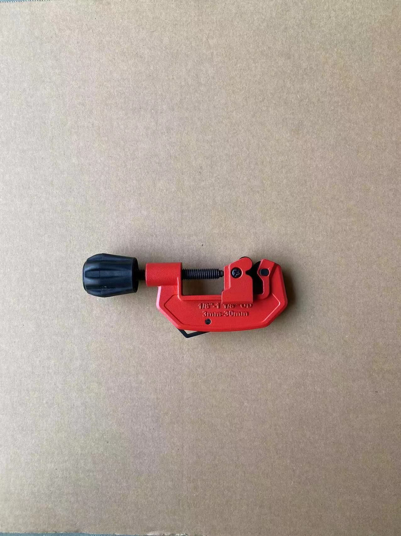 Manufacturer's 3-32mm copper and aluminum tube thin-walled pipe cutter, bearing type universal pipe cutter undefined