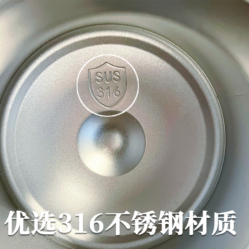 Genuine Ultraman children's water cup, large-capacity double-drinking thermos cup, portable boys' cartoon lock buckle spring lid straw cup Application Scenario