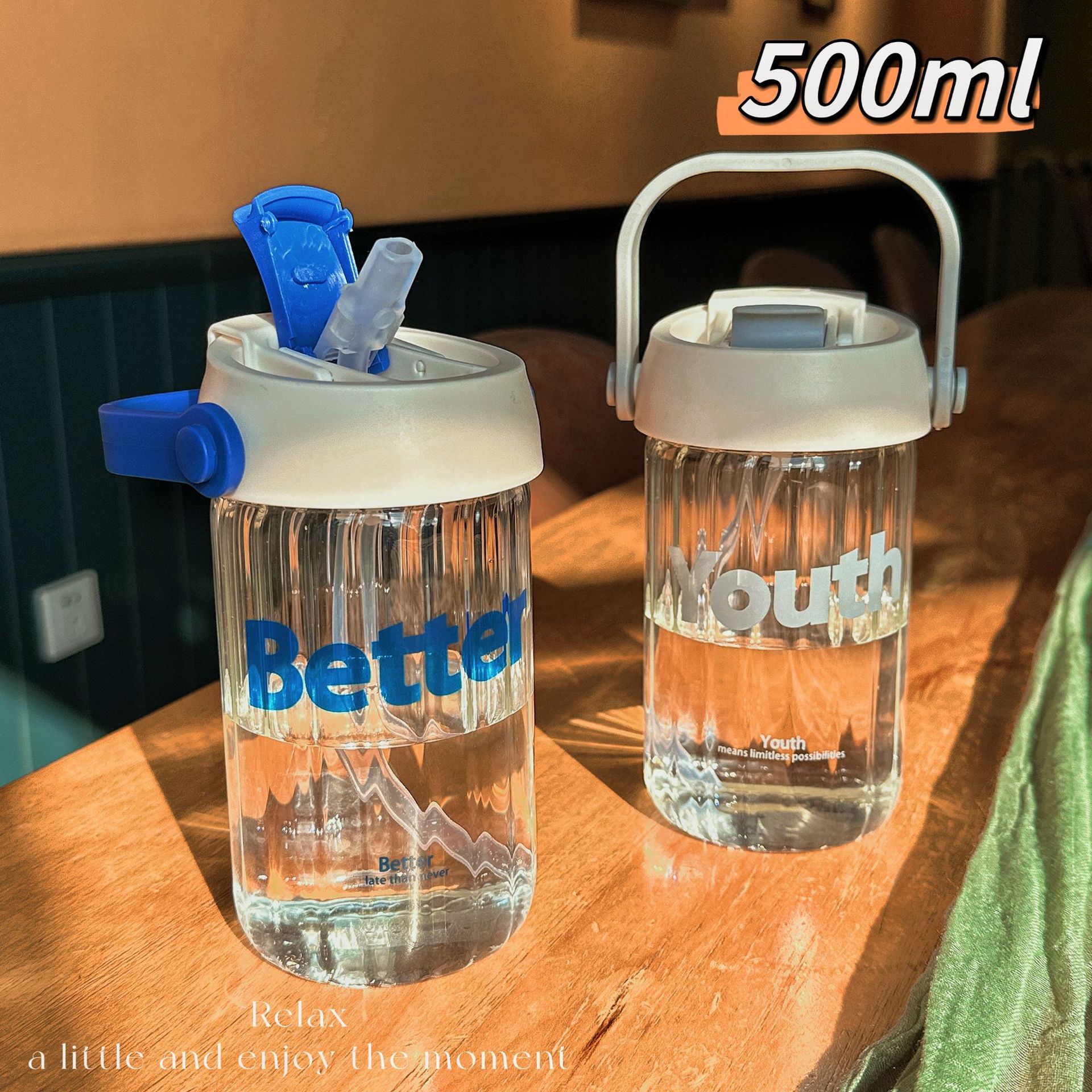 ins high appearance level glass cup with vertical patterns, simple summer water cup, double drinking, fashionable and portable, hand-held student straw cup full figure