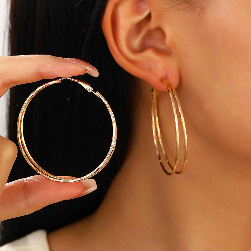 European and American ins style three-line heart-shaped stud earrings, double-layer circle earrings, simple and versatile earrings for women, cross-border party accessories full figure