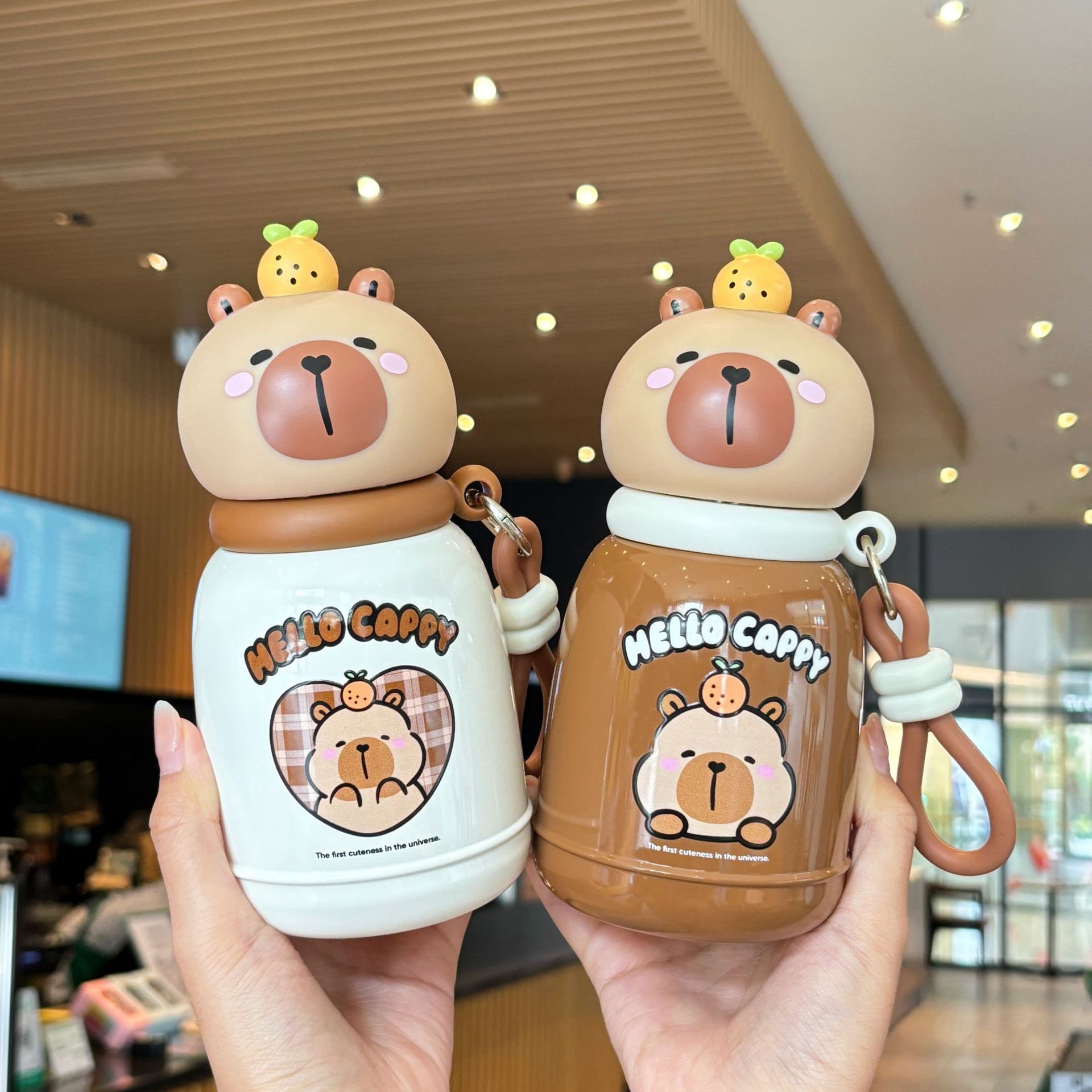 Capibala cute rubber student, high appearance level, chubby cup, sturdy handle, convenient to carry, direct drinking mouth insulated cup full figure