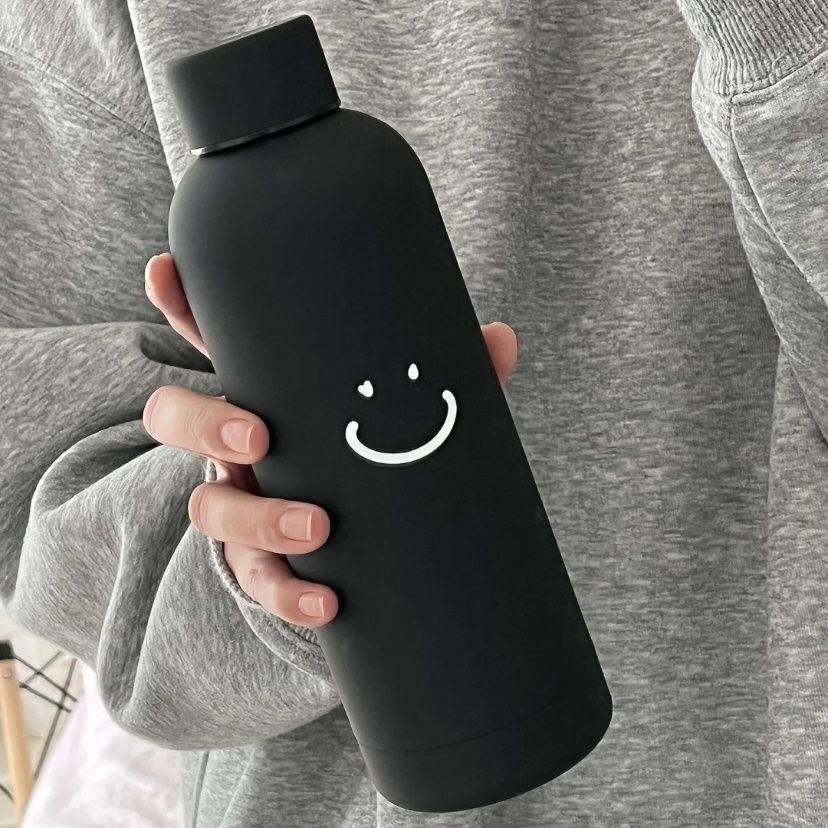 New Korean style simple smile 304 stainless steel insulated cup, portable for home and outdoor use, student personal leisure insulated cup details Picture