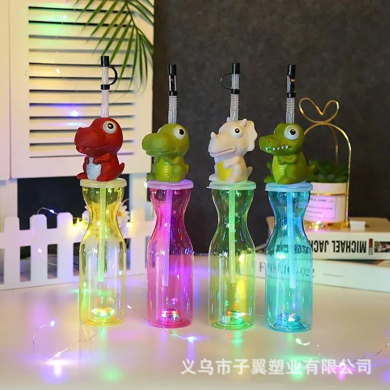 Cross-border new product manufacturer, instant delivery of cartoon animal luminous drink cups, PET material milk tea cups with LIDS, batch full figure