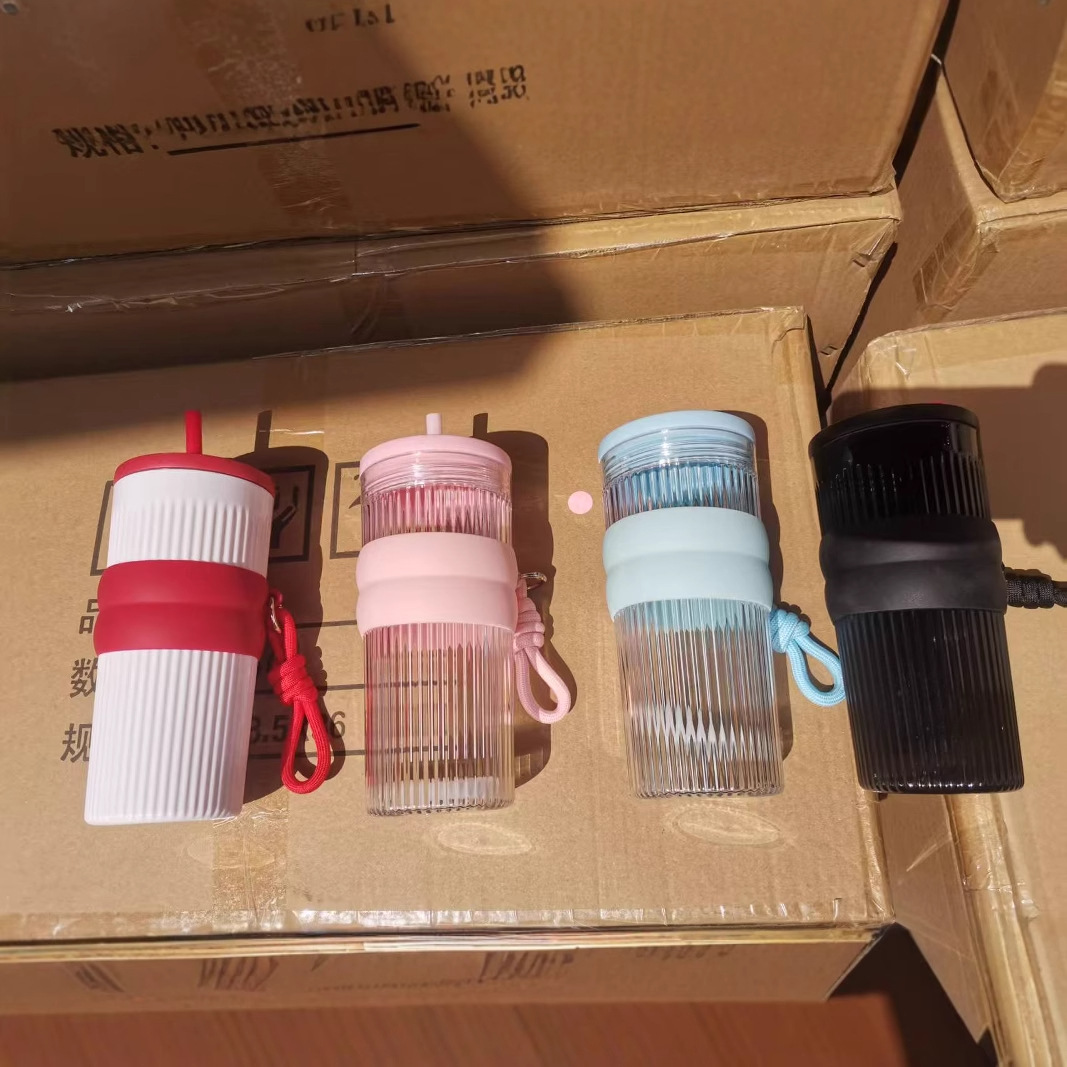 2025 New car straw water cup, large capacity, high appearance level in summer, men's and women's portable coffee cup, outdoor cup details Picture