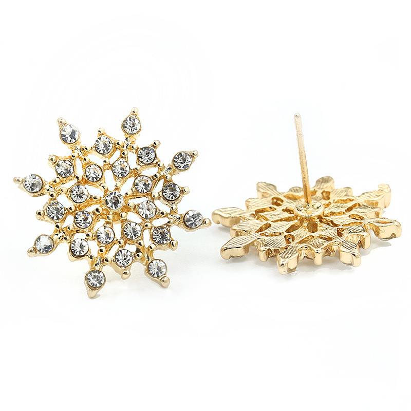 Korean-style fashionable earrings, with dazzling rhinestones and diamond-encrusted snowflake stud earrings, popular Korean earrings wholesale for women Item Picture