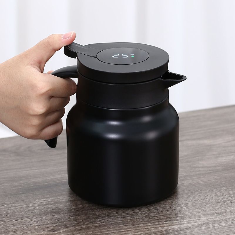 316 stainless steel stewed teapot, household brewing teapot, large-capacity insulated teapot, portable coffee teapot, stewed teapot, gift teapot Application Scenario