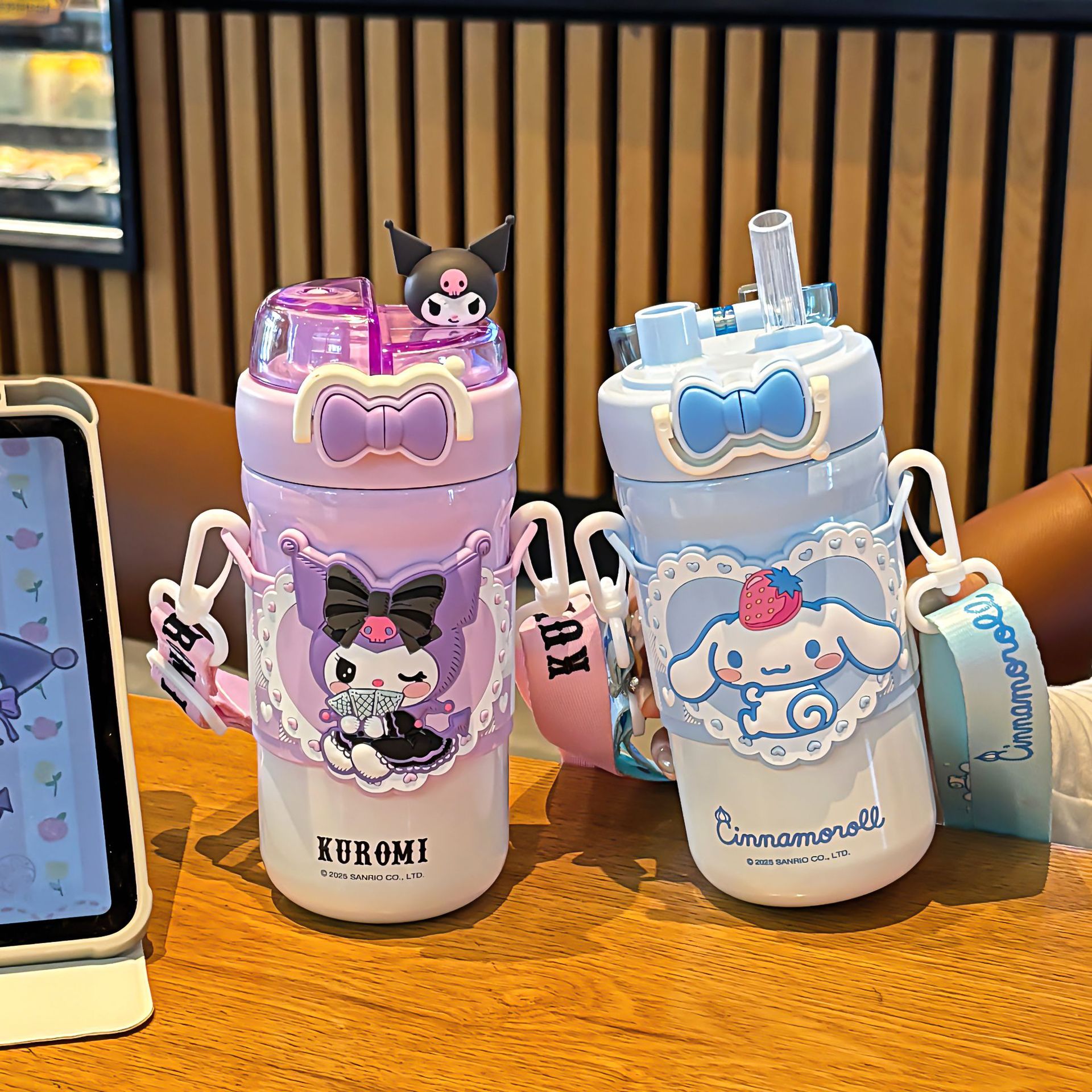 Cute Sanrio Family series bow student thermos cup, one double-drinking adjustable cup rope drinking cup details Picture