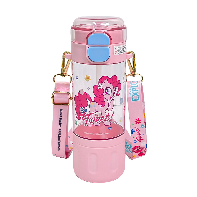 The My Little Pony series of double-drinking plastic cups come with an adjustable cup rope for easy carrying and silicone spout double-drinking cups Item Picture