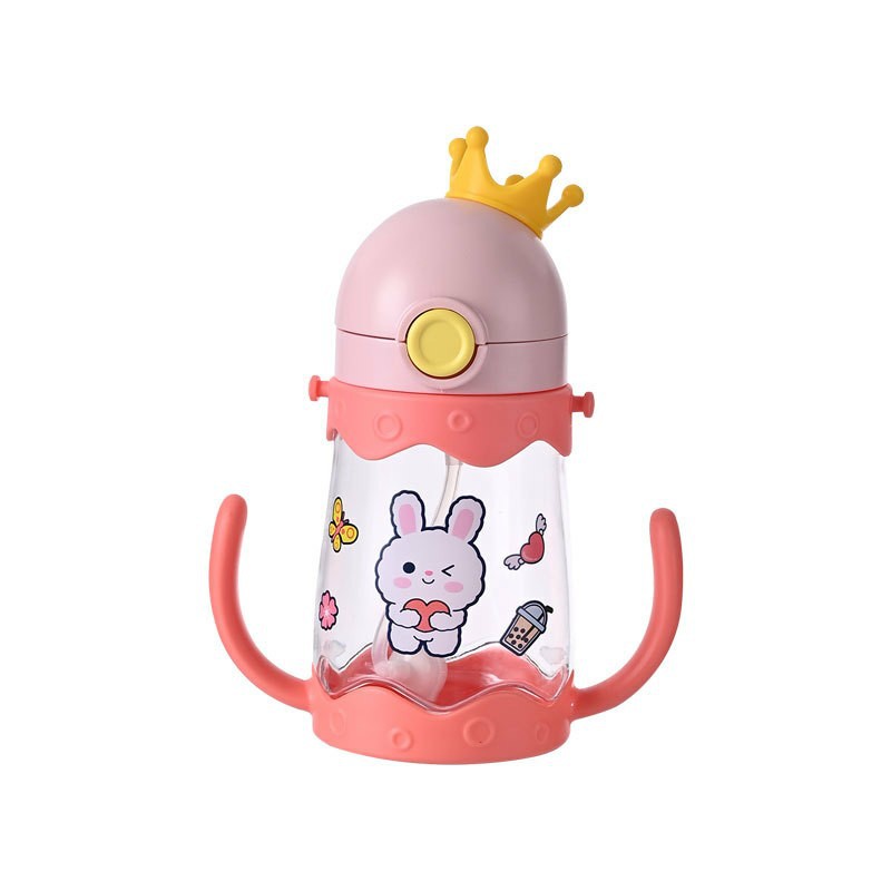 New Crown children's straw cup, plastic water cup, baby drinking water pot, milk drinking cup with gravity ball Application Scenario