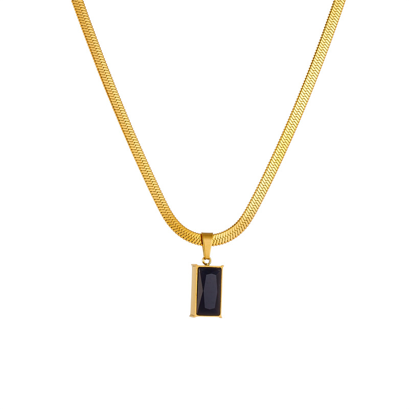 Korean style, simple and versatile black rhinestone inlaid square pendant, blade chain, stainless steel gold-plated necklace Item Picture