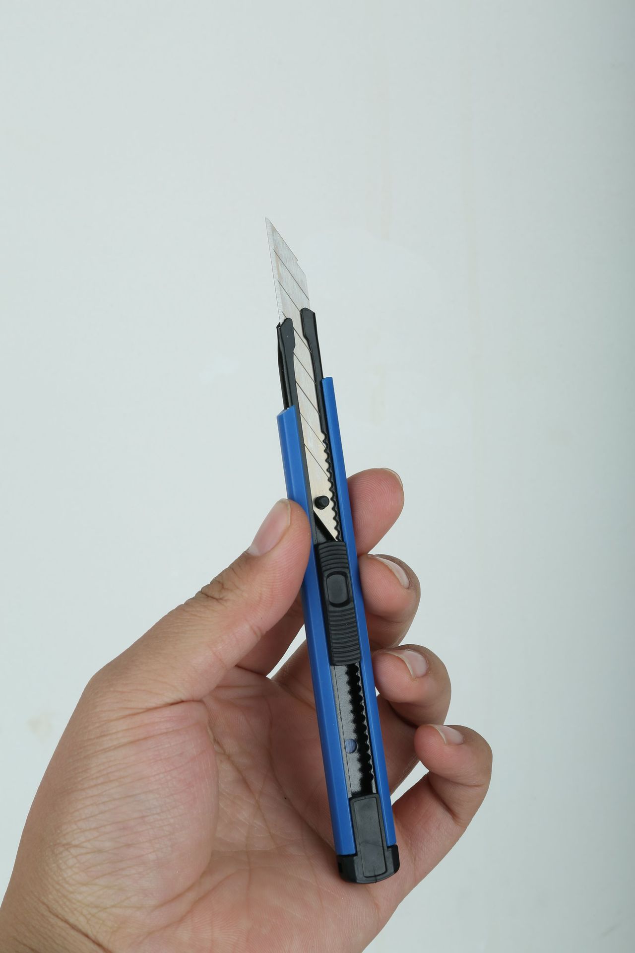 9mm small utility knife, film coating, engraving utility knife, detachable office supplies, student stationery, hand knife in stock undefined