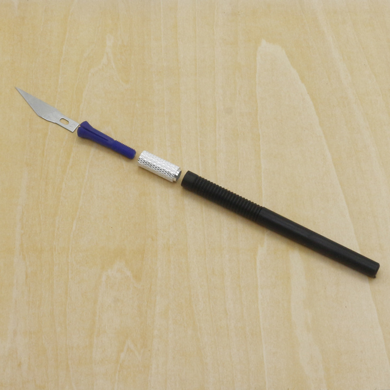 Paper-cutting and engraving knife, student planner set, paper engraving and rubber stamp engraving knife, paper model engraving tools, No. 11 pointed pen knife Application Scenario