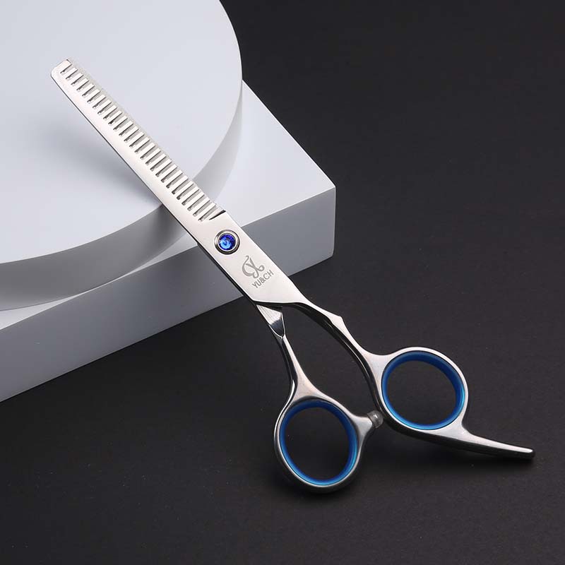 Factory wholesale hairdressing scissors, flat bangs scissors, thin and broken hair scissors, and colorful scissors. Four colors are available for selection Item Picture