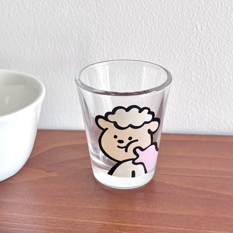 Homemade mini spirits cups, cartoon glass wine glasses, mini wine glasses, fruit wine glasses, household glass cups, water cups details Picture