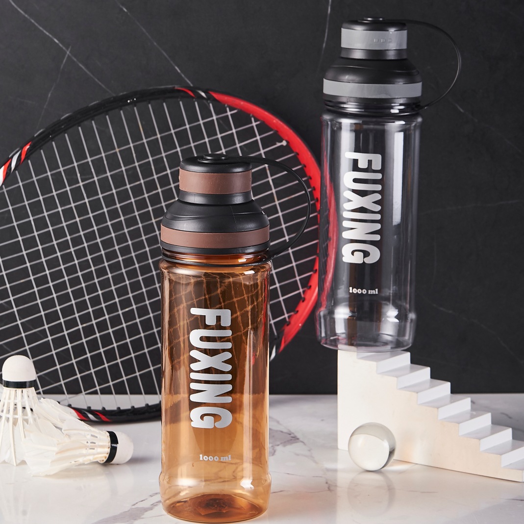Fuxing large-capacity sports water cup, summer outdoor fitness gift, plastic PC cup, high-temperature resistant space cup printing Specification drawing