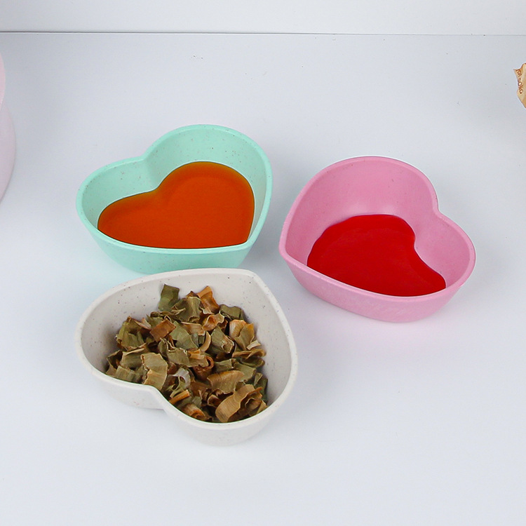 Wheat straw heart dish, seasoning dish, creative plastic heart-shaped soy sauce dish, bowl, dipping sauce dish, cross-border manufacturer wholesale Specification drawing
