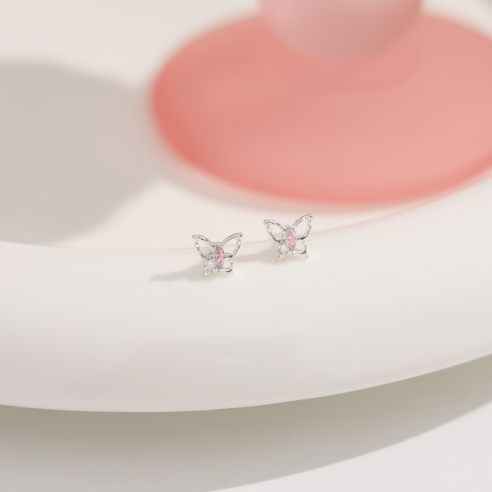 Basic Butterfly Daily One-week stud Women's Set Silver needle Pink shiny, sweet and cute, small student earrings trend Specification drawing