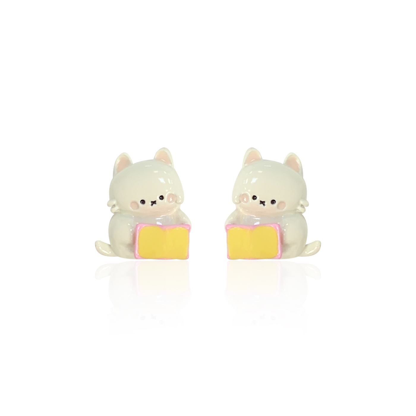 New cartoon cute reading cat ear studs, silver needles for girls, playful and sweet, girlish student single pair of animal earrings Item Picture