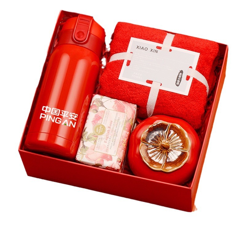 Chinese-style wedding bridesmaid, wedding red return gift, high-end practical gift box, business annual meeting gift, universal Item Picture