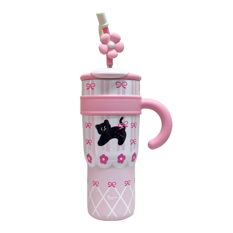 The Sunflower-sized ice cup is convenient to carry, comes with a handle, features a silk-screened design, and has an independent doll. It is a large-capacity water cup Item Picture