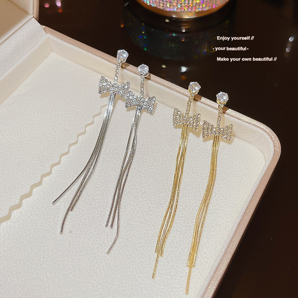 Light luxury, versatile, trendy bestsellers, fashionable and exquisite tassel earrings, niche high-end and elegant long bow earrings Specification drawing