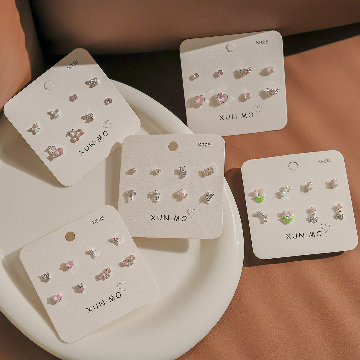 Pink zircon high-end silver stud earrings, women's light luxury and fashionable earrings, Korean-style ins small student earrings details Picture